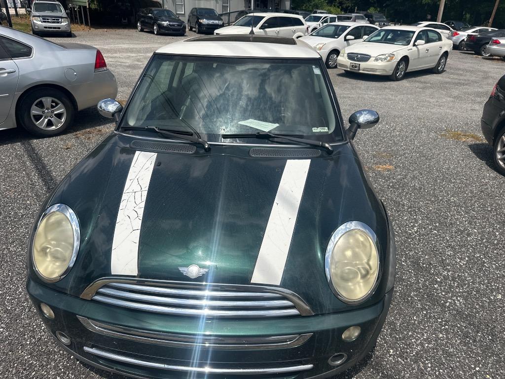 2005 MINI Cooper Base's photo